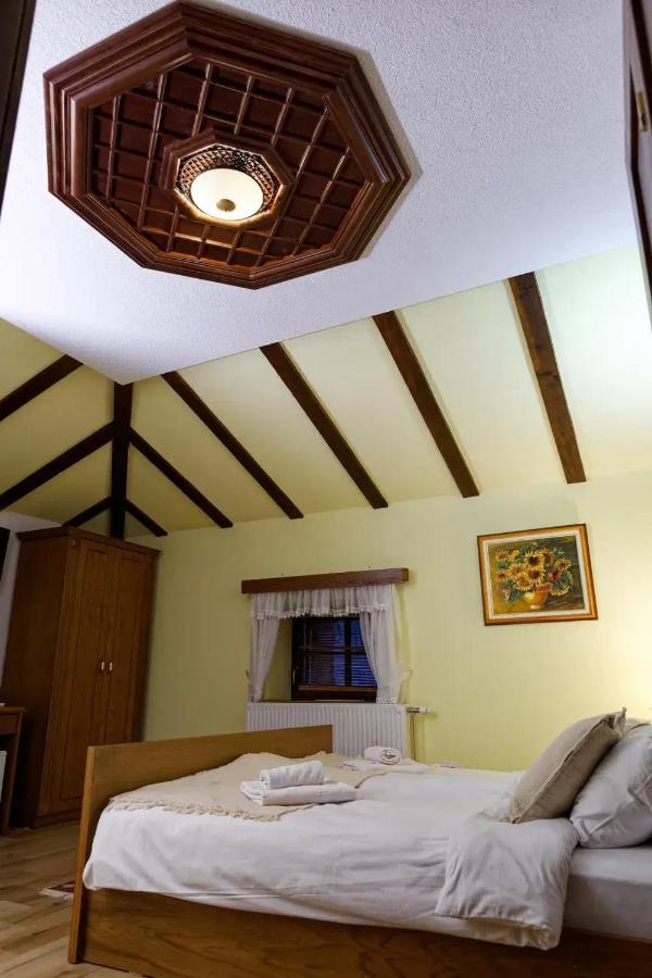 The House Of The Miyaks Hotel Rostusa Екстериор снимка