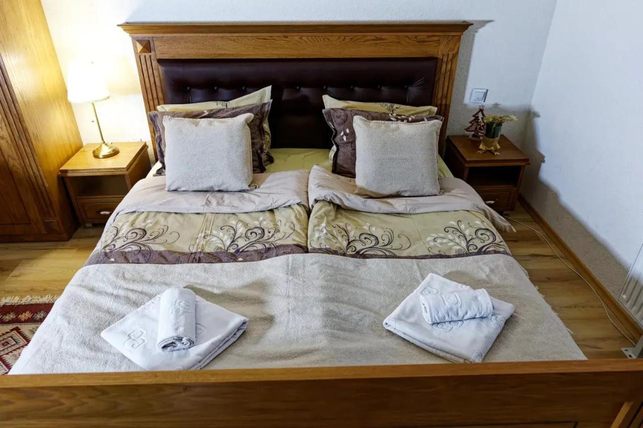 The House Of The Miyaks Hotel Rostusa Екстериор снимка